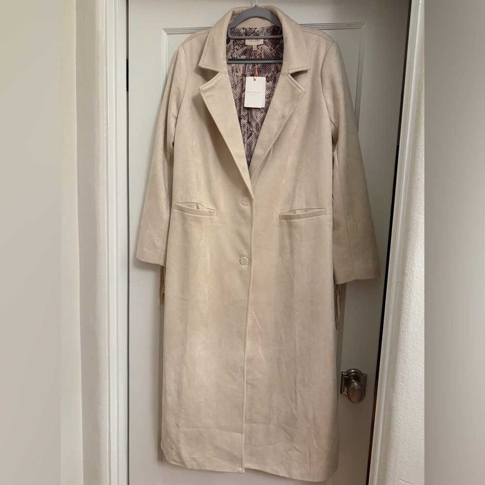 Skies Are Blue Western Fringe Long Coat - Picture 4 of 12